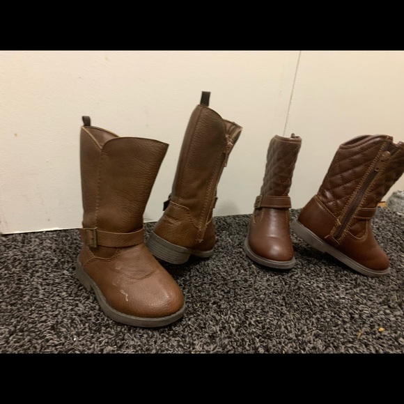 OshkoshB’gosh and Carters Boots size 5 - Picture 3 of 5